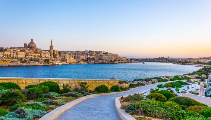 Cursos de idiomas en Malta: duración, costos y beneficios